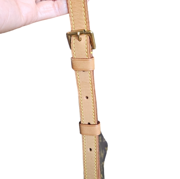 LV Musette - Picture 6 of 8